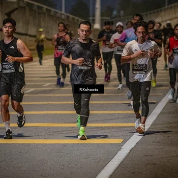 Runner Photo 6193455