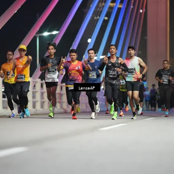 Runner Photo 6193478