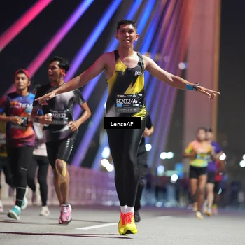 Runner Photo 6193501