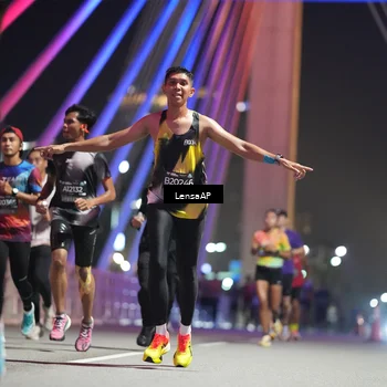 Runner Photo 6193503