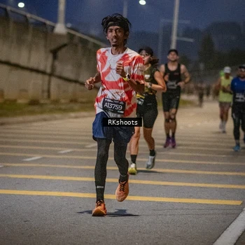 Runner Photo 6193515