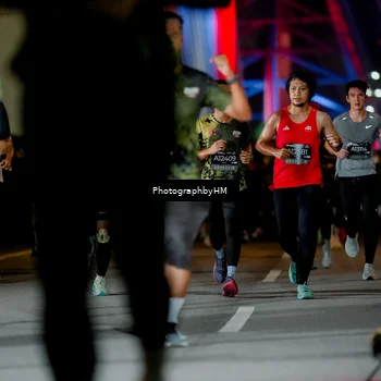 Runner Photo 6193539
