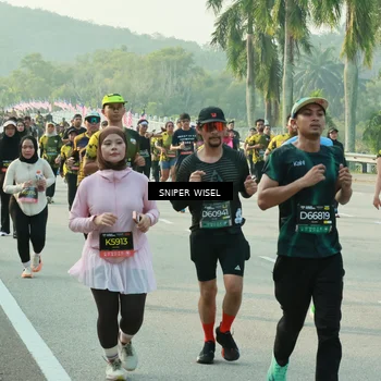 Runner Photo 6193552