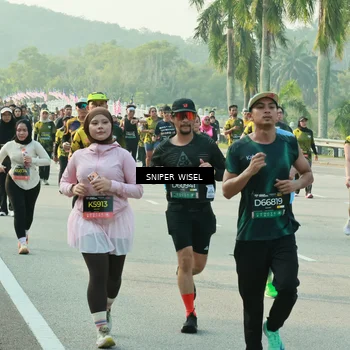 Runner Photo 6193579