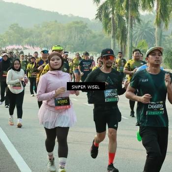 Runner Photo 6193600