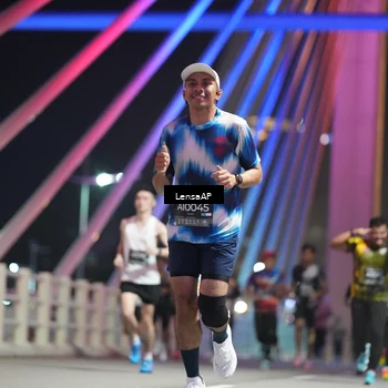 Runner Photo 6193605