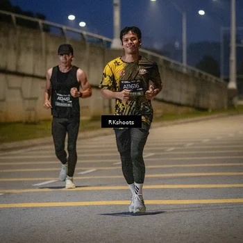 Runner Photo 6193717