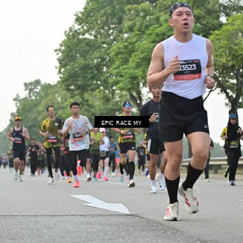 Runner Photo 6193722