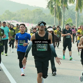 Runner Photo 6193725