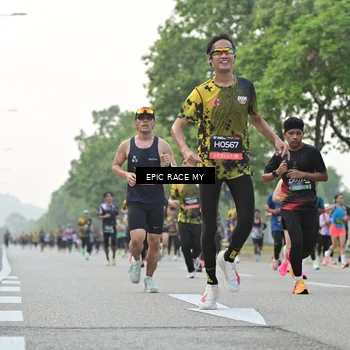 Runner Photo 6193735