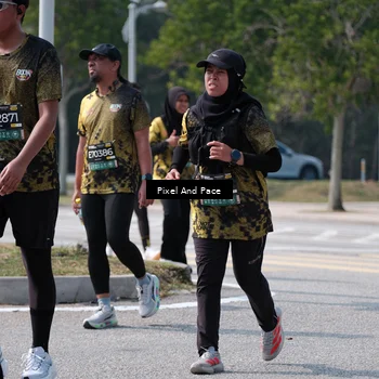Runner Photo 6193737