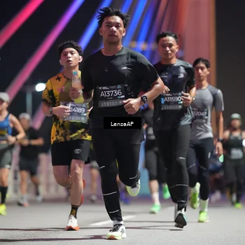 Runner Photo 6193738