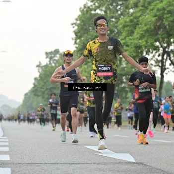 Runner Photo 6193743