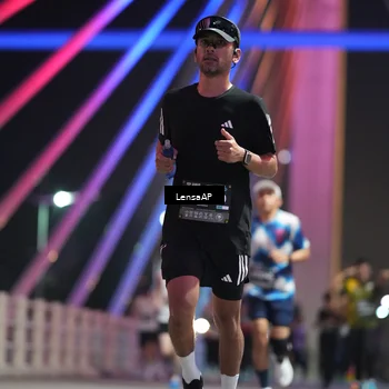 Runner Photo 6193752