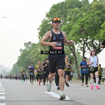 Runner Photo 6193792