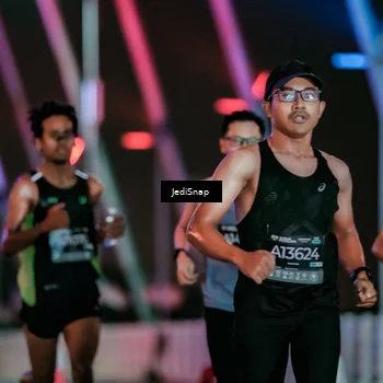 Runner Photo 6193807