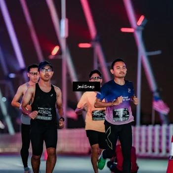 Runner Photo 6193848