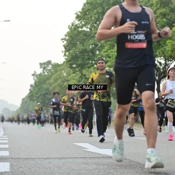 Runner Photo 6193865