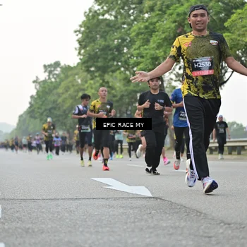 Runner Photo 6193878