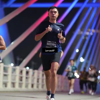 Runner Photo 6193935