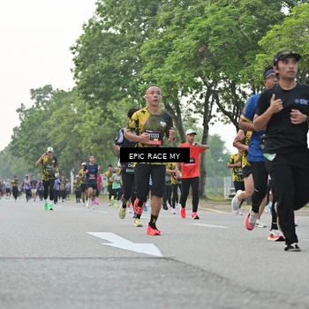 Runner Photo 6193972