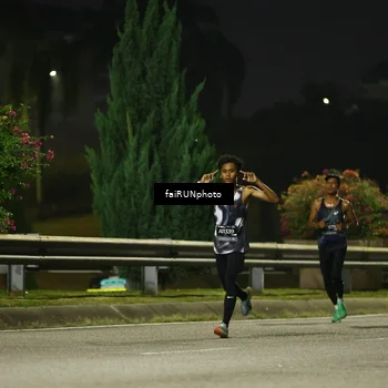 Runner Photo 6193975