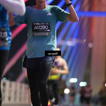 Runner Photo 6193984