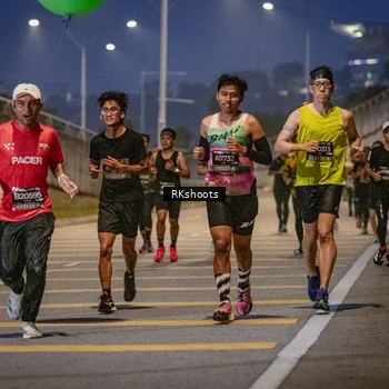 Runner Photo 6193998