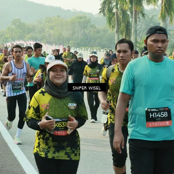 Runner Photo 6194007