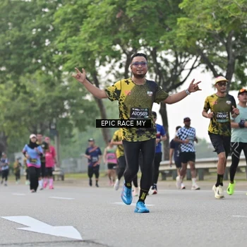 Runner Photo 6194077