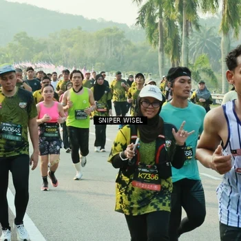 Runner Photo 6194094