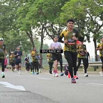 Runner Photo 6194101