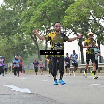 Runner Photo 6194109
