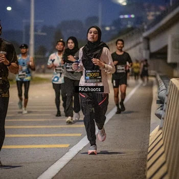 Runner Photo 6194126