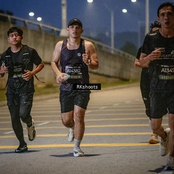 Runner Photo 6194127