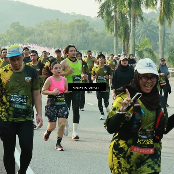 Runner Photo 6194135