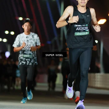 Runner Photo 6194143