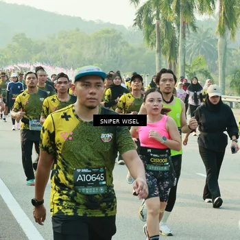 Runner Photo 6194156