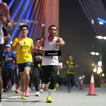Runner Photo 6194171