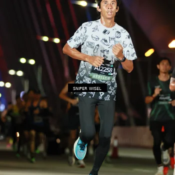 Runner Photo 6194181