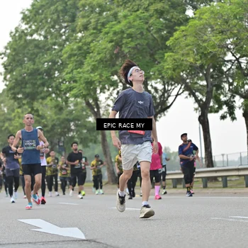 Runner Photo 6194244