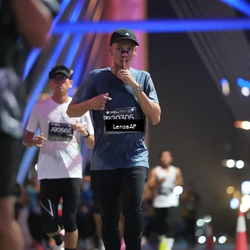 Runner Photo 6194248