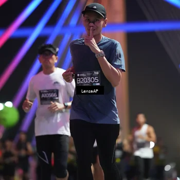 Runner Photo 6194252