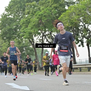Runner Photo 6194273