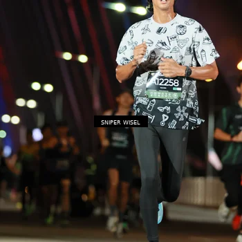 Runner Photo 6194281