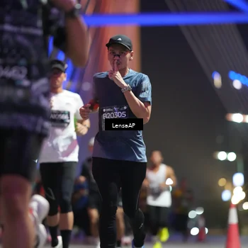 Runner Photo 6194290