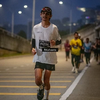 Runner Photo 6194293