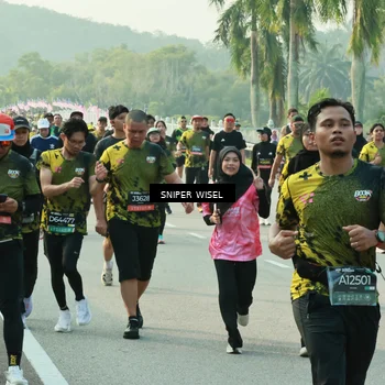 Runner Photo 6194310