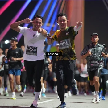 Runner Photo 6194316