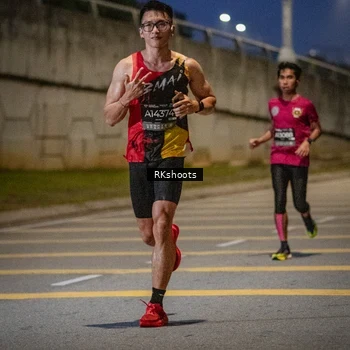 Runner Photo 6194324